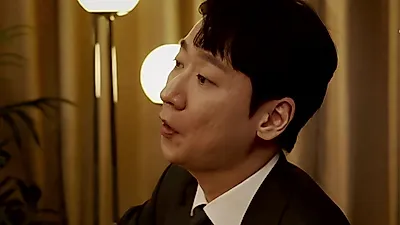 Lee Jin Seok, Live Clip of 'Maybe Tomorrow, I Can Love' Performed with Guitar