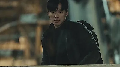 Namkoong Min, lucha a muerte contra un policía en una obra... Rating de 'La perfección del matrimonio'