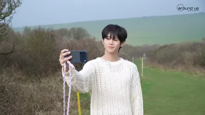 YANG YOSEOP at the 'Fade In' MD Photo Shoot: Heartwarming Eye Contact That Melts Fans' Hearts