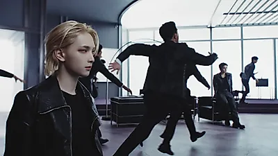 AEN kicks off global activities with the release of the Japanese version music video for 'X to Z'