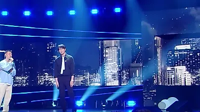 Sung Si-kyung and George perform 'Look at Me'