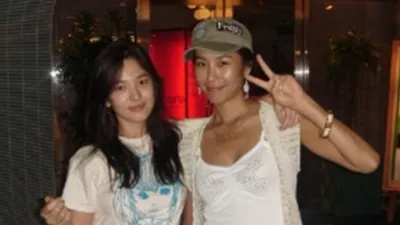 Song Hye Kyo captada con gorra en las calles de Tokio