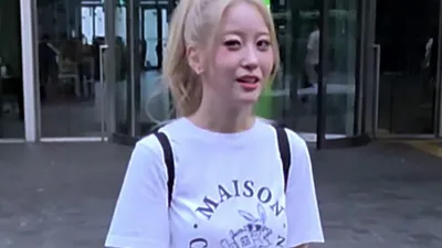 Oh Yu-jin reveals yellow as her fandom color while leaving work from The Show