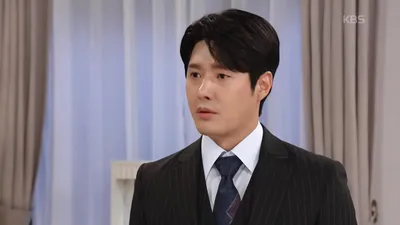 La propuesta inesperada de Jung Yoon: "Partamos juntos"... un romance directo hacia Yoon Da-young.