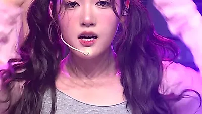 Group ATHEART shines as ending fairies during 'Say It' performance