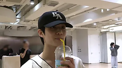The sweat and effort shown by Lun8 in the Practice Room