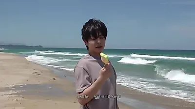 Keita's seaside skateboarding challenge: "If I fall, I fall"