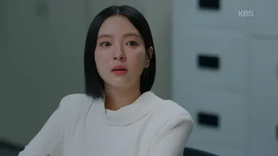Nam Sang-ji ni siquiera puede hablar con Kang Da-bin debido a su sentimiento de culpa.