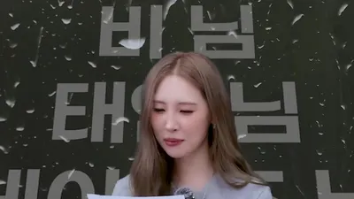 Sunmi Teases 'Forever July' with New Musical Colors