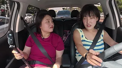 Lee Eun-ji kidnaps a junior PD right before the eyes of other PDs? A thrilling 'escape' scene