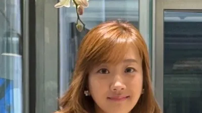 Seo Min-jung llora con la carta 'Best Mom' de su hija...