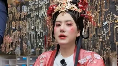 Kyuhyun transforms into a 'Wanghong' in Shanghai... completed with 150,000 won