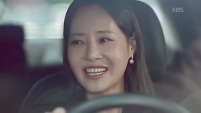 Choi Yu-bin 提议内衣设计，向 Bae Ji-wan 直球表白：“买我的设计吧”