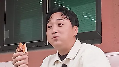 Hwang Je-seong prueba el 'Pizza-seolgi', la unión de pizza y pastel de arroz: "Es una combinación…