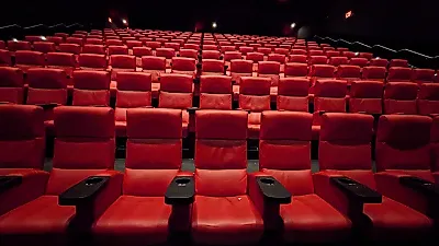 ‘흐르는 여정’ 한글 자막…같은 시기에 볼 권리