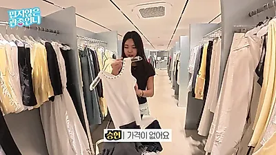 Lee Ji-hye comparte consejos para la vida social en un restaurante de Dongdaemun: "Hay que ser consciente del olor a ajo"