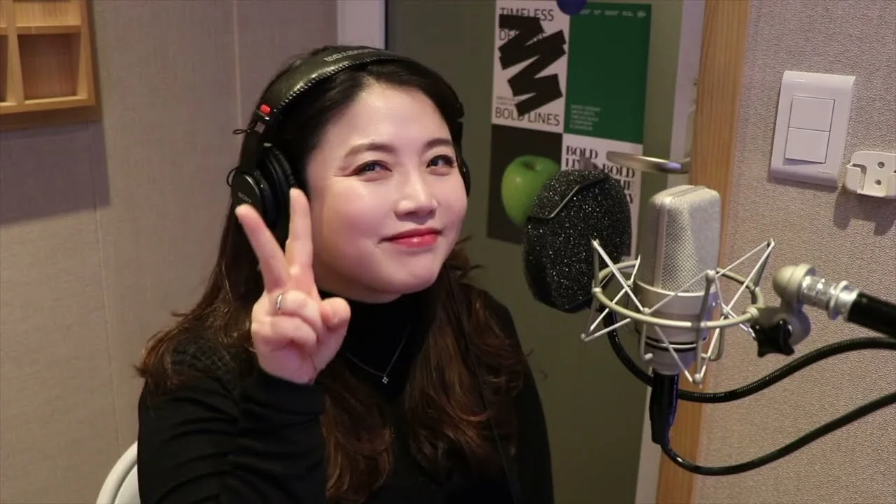 Actor Kim Gi-jeong hosts live broadcast to commemorate 26th debut anniversary