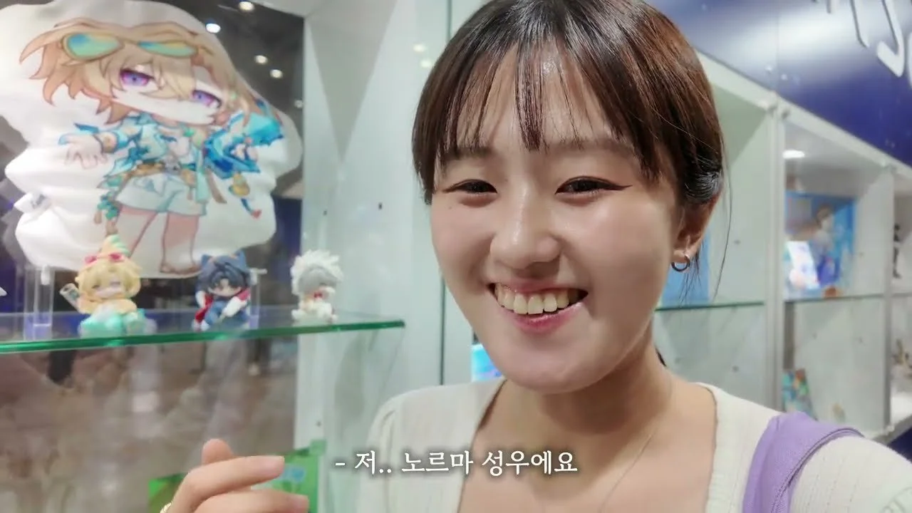 Linne and Norma's Voice Actress Visits HoYoLAND, Recalling the Most Memorable Moment Dancing a Waltz with Remi