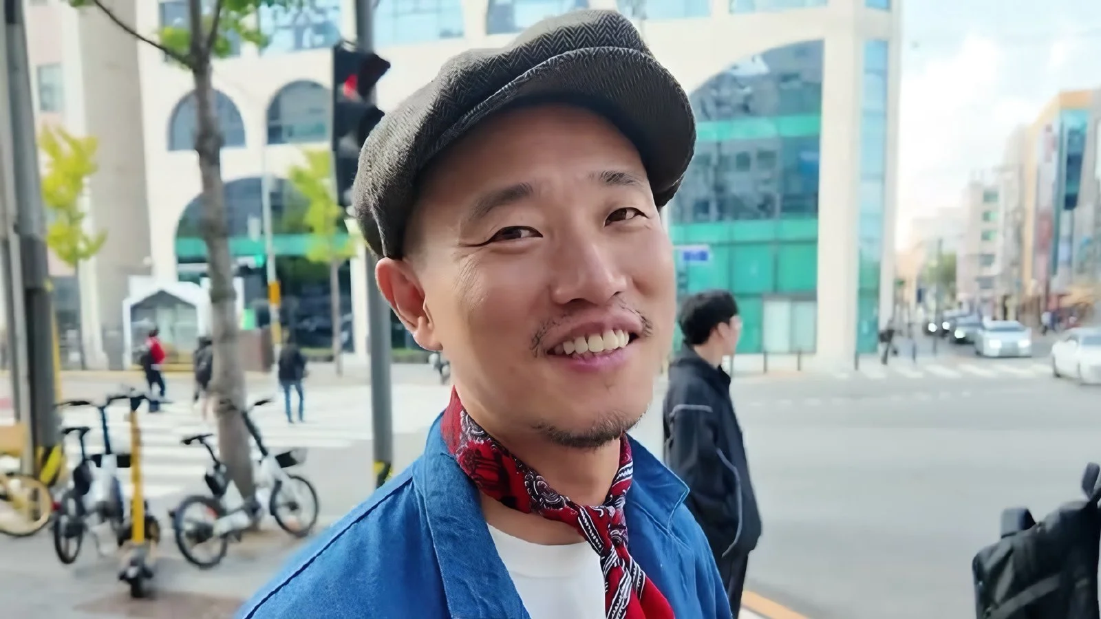 "결혼하면 하오랑 못 살잖아" 대치동 학원 앞 기다리는 '대치파파'의 일상