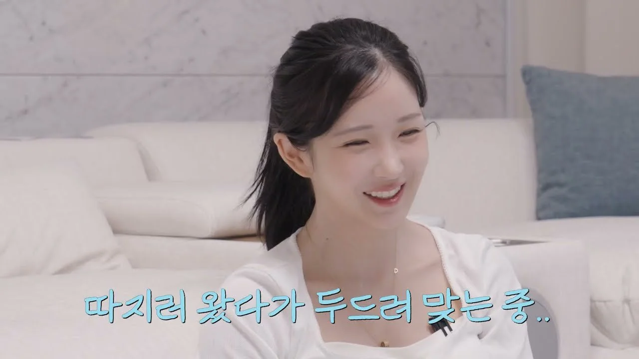 고우리 임신 소식에 조현영의 반응, "애 빼고 활동하는 게 고소하고 싶을 정도"