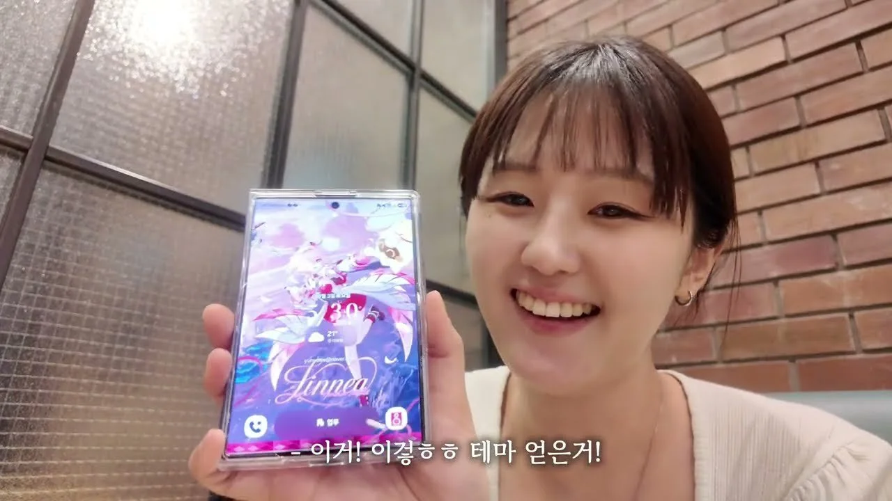 Linne and Norma's Voice Actress Visits HoYoLAND, Recalling the Most Memorable Moment Dancing a Waltz with Remi