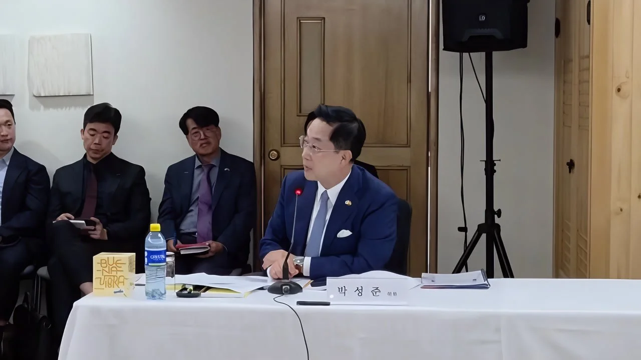 El ascenso de la derecha en Colombia abre oportunidades para la defensa y cultura de Corea