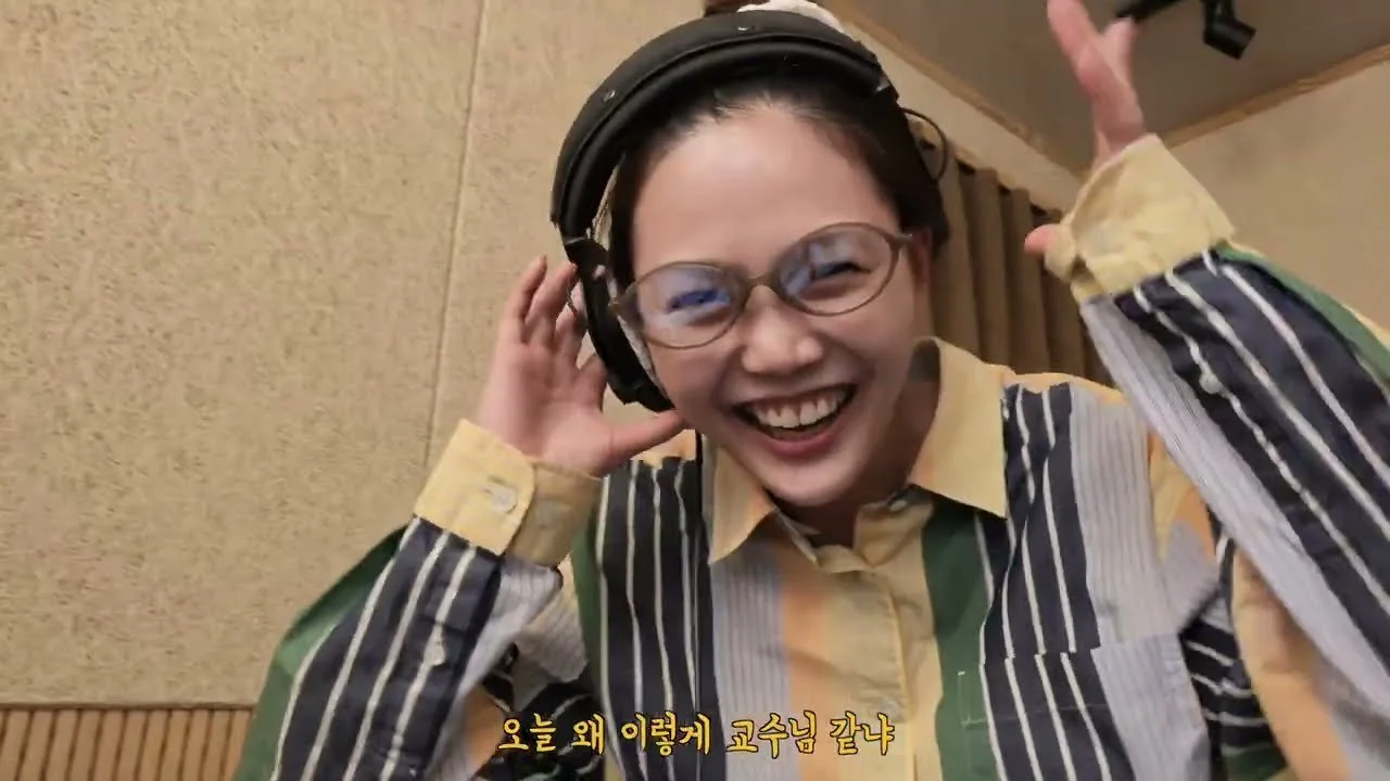 "No quiero tambalearme de aquí para allá": Jjeongi Unni revela el proceso de creación de su nuevo álbum