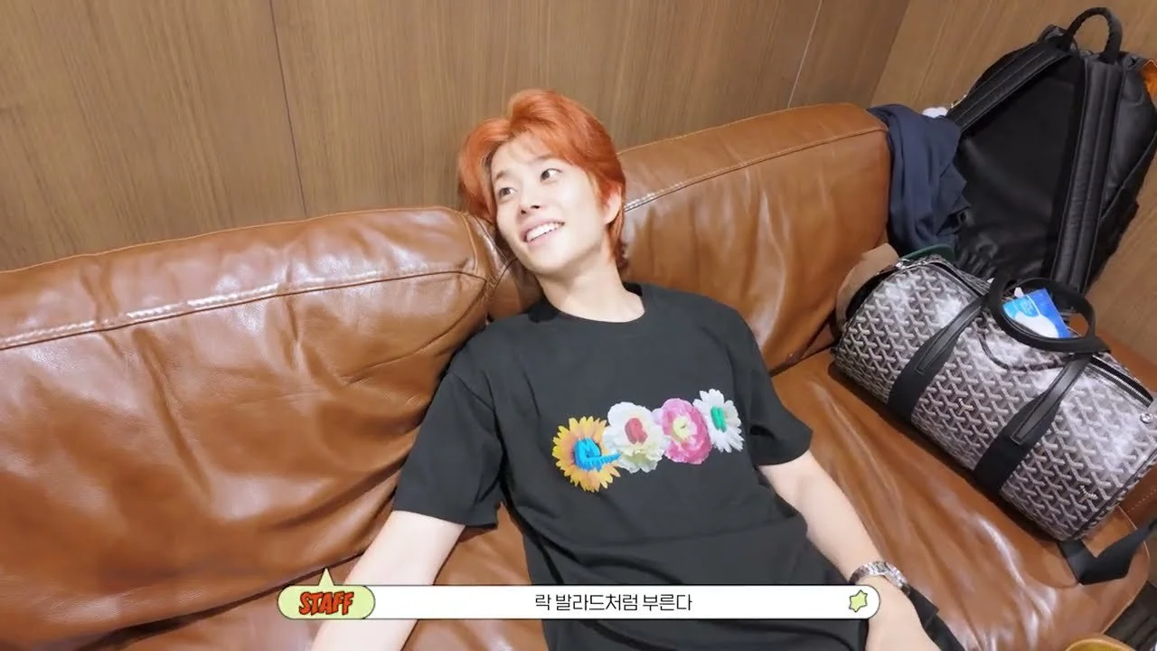MJ, 오사카 팬미팅 첫 무대 뒷모습…“애절한 발라드도 반전 매력”