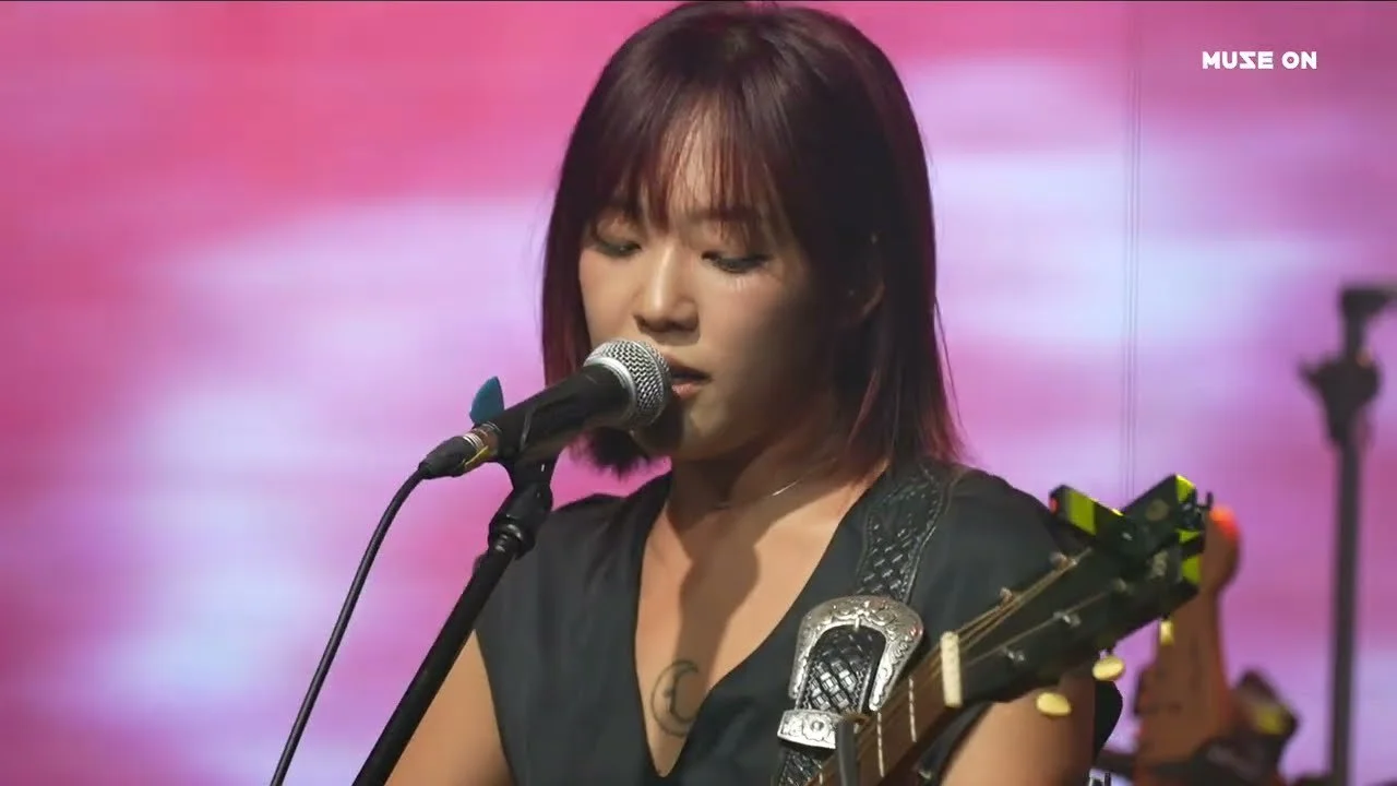 Meaningful Stone performs 'Summer, Summer, Summer' at MUSE ON FESTIVAL