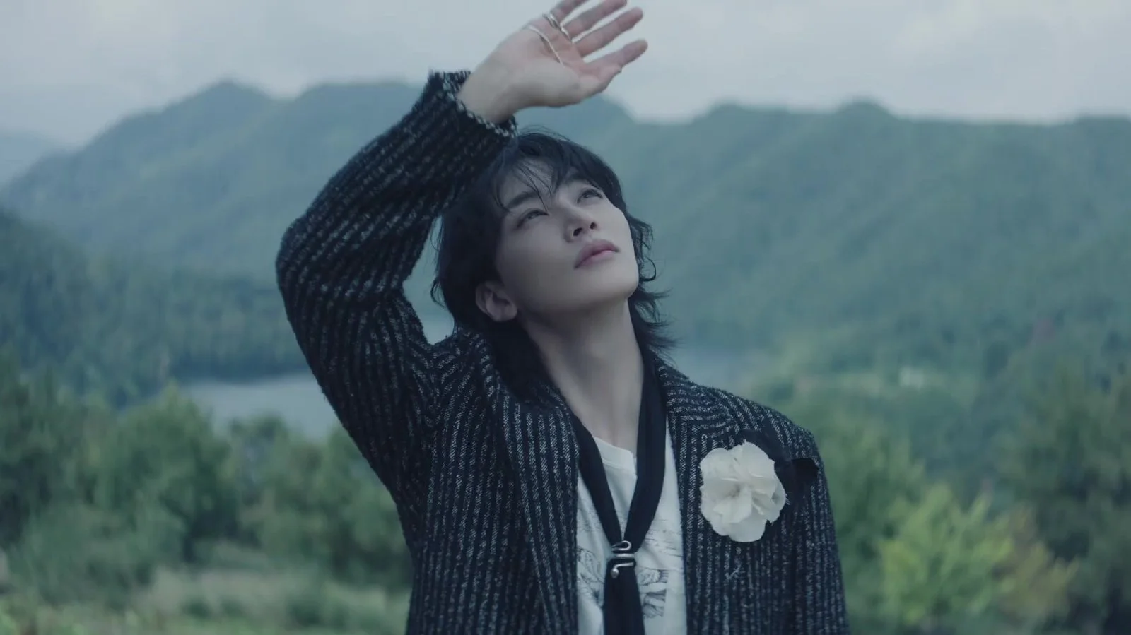 SEVENTEENのジョンハンとジョシュア、「12 o'clock」MVで披露した高度な視覚演出
