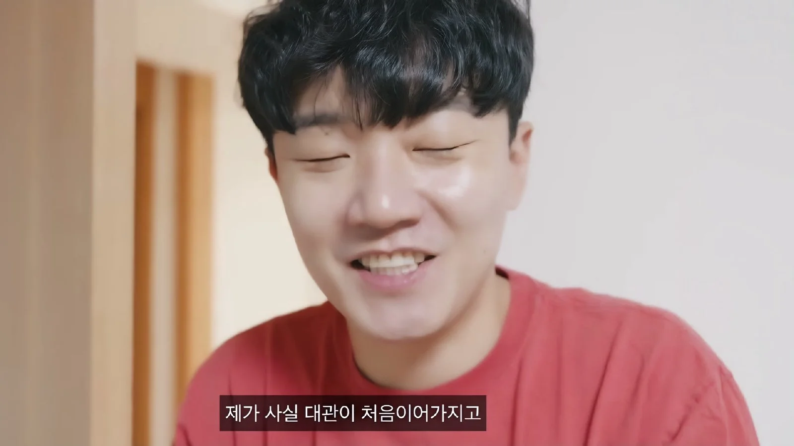 "월세 걱정 끝?" 공간 대여 시작한 호스트의 엉뚱한 청춘 드라마 촬영기