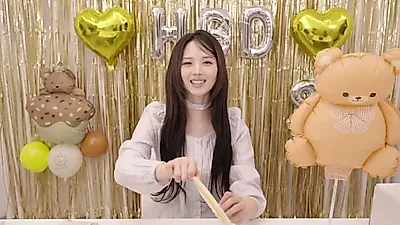 Lee Jiwoo relata la confusión de fechas con su cumpleaños en un directo