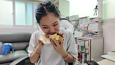 Meme PD，从工作室搬迁到桑拿深层清洁流程……“消除疲劳的秘诀是桑拿”