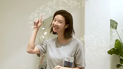 宋善美亲自参与《欲望号街车》戏服定制,Blanche的衣装从纯白一路走向暗黑