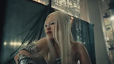 챤미나, 10년의 삶 담은 새 앨범 'LEGEND' 타이틀곡 뮤직비디오 공개