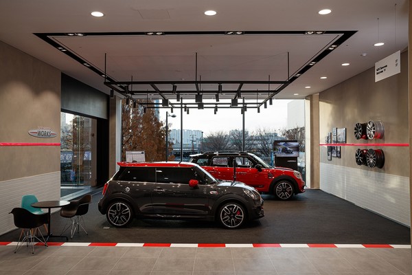 코오롱모터스, BMW∙MINI 광주 전시장 새 단장 오픈 (사진 1)