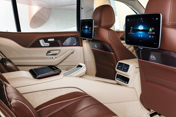 마이바흐 최초의 SUV, GLS 600 4MATIC 출시.. 가격은 2억 5 (사진 4)