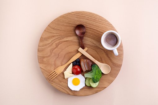 1일1식 다이어트 '간헐적 단식' 효과 및 부작용 (사진 1)