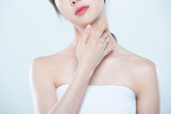 주름 쫙쫙 펴지는 피부관리방법 (사진 2)