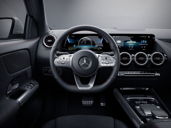 벤츠, 고성능 SUV ‘더 뉴 메르세데스-AMG GLA 45 4MATIC+’ 공식 출시 (사진 4)