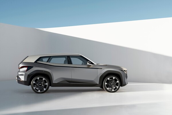 BMW M, 역대 최고 성능 모델인 ‘콘셉트 XM’ 세계 최초 공개 (사진 1)