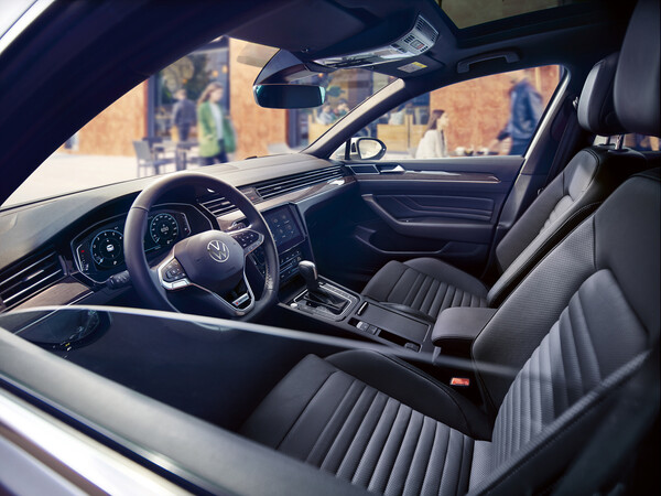 폭스바겐코리아, ‘2022년형 파사트 GT 2.0 TDI 프레스티지 4모션’ (사진 3)