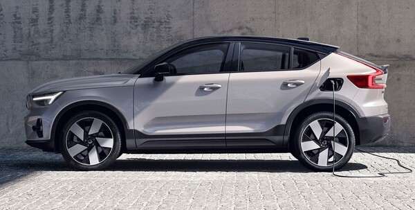 볼보자동차코리아, 프리미엄 순수 전기 SUV C40 리차지 및 XC40 (사진 2)