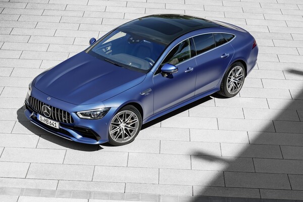 메르세데스-벤츠 코리아,  ‘더 뉴 메르세데스-AMG GT 4-도어 쿠페’ 부분 변경 모델 출시 (사진 1)