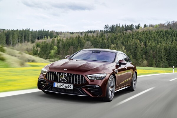 더 뉴 메르세데스-AMG GT 43 4MATIC+ 스페셜 에디션