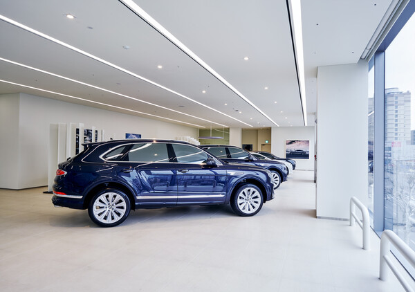 벤틀리 서울, 인증중고차 서비스 “CERTIFIED BY BENTLEY” 런칭 (사진 2)