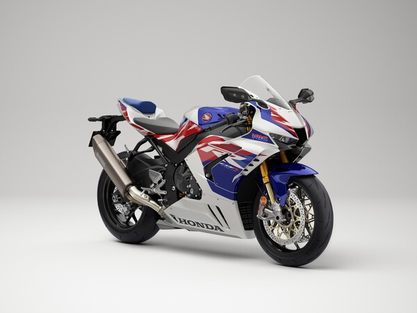 혼다코리아, 슈퍼스포츠 모터사이클  CBR1000RR-R 파이어블레이드 30주년 기념 모델 한정 판매 실시 (사진 2)