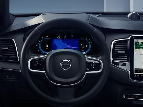 브랜드 첨단기술 집약된 플래그십 SUV 23년식 XC90 출시 (사진 3)