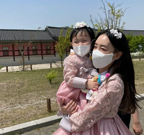 하하·별 고백한 막내딸 '길링바레증후군 투병' 증상 어떻게 나타나나 (사진 2)