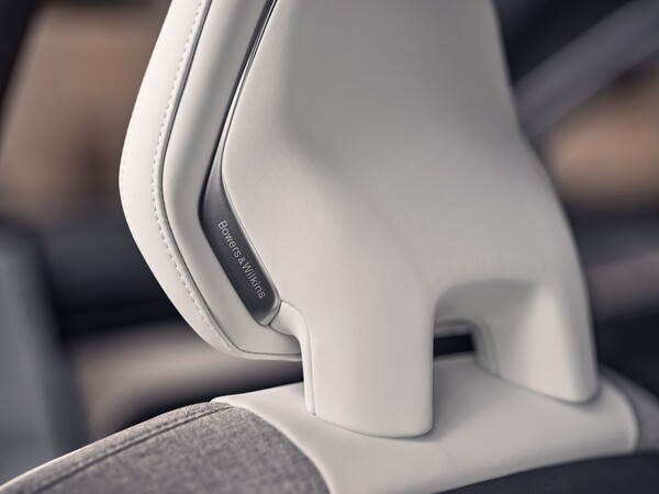 1회충전으로 600km 달린다. 볼보자동차, 새로운 순수 전기 SUV 'VOLVO EX90' 글로벌 최초 공개 (사진 8)